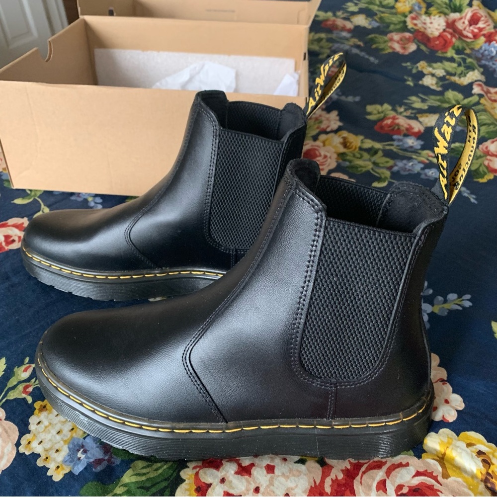 Dr Martens Dorian Black Boots